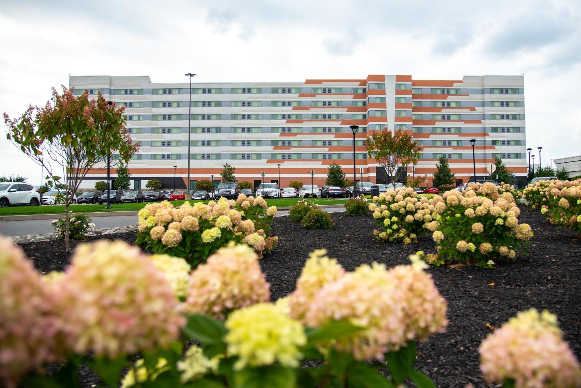 Mohegan Pennsylvania - Adults Only Wilkes-Barre Exterior photo